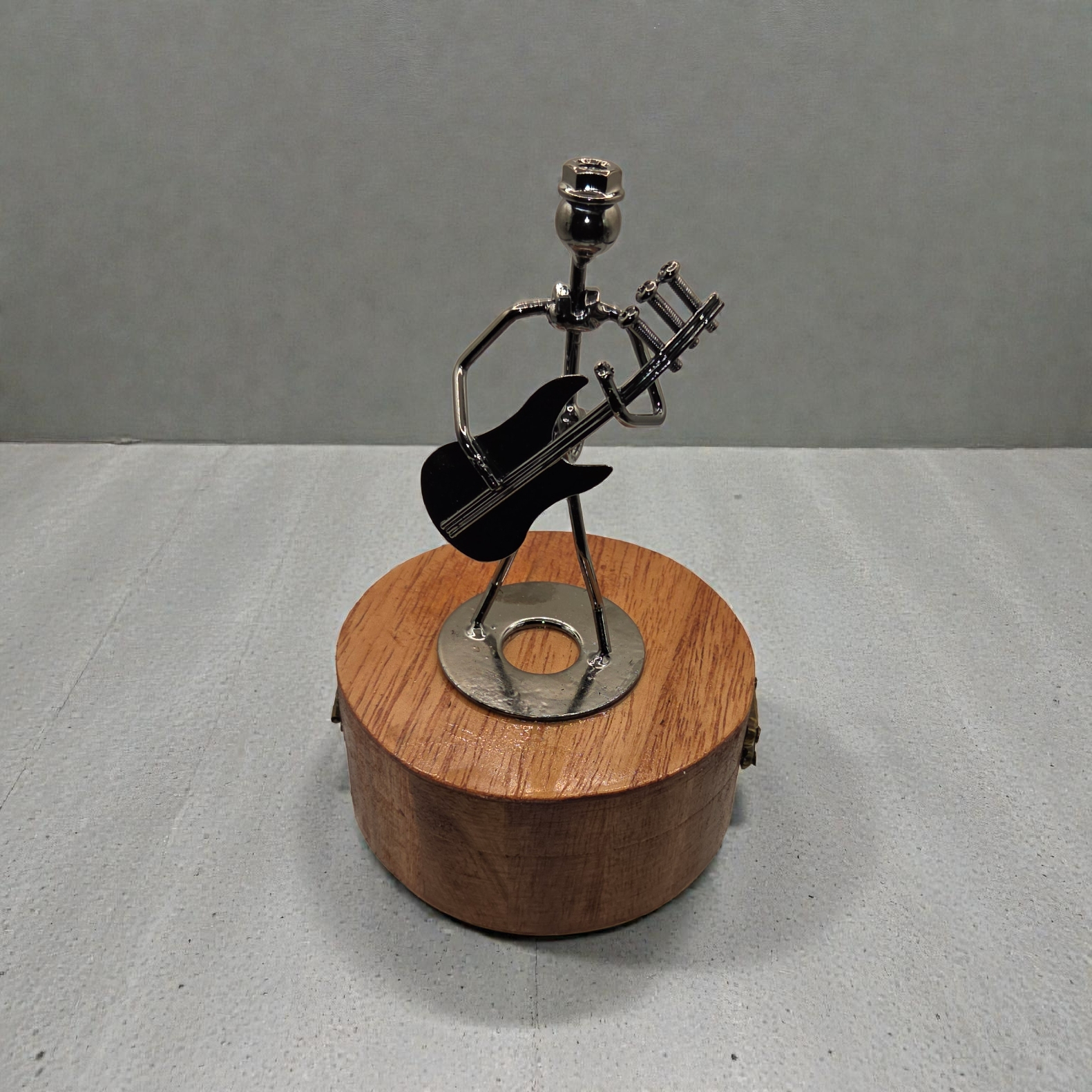 Rotating Guitar Player Music Box