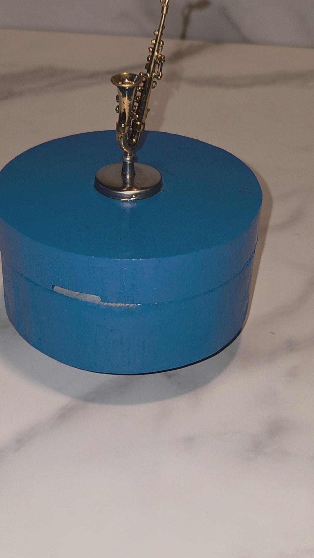 Rotating Saxophone Music Box